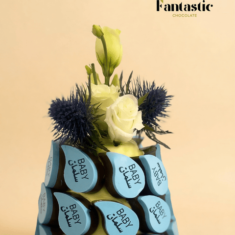 Blue Chocolate Pyramid with 5 Fillings and Fresh Flowers (24)