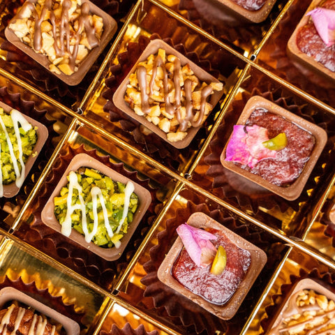 Assorted Chocolate Cups Box - Pistachio, Caramel, Hazelnut, Cheesecake. - Fantastic Chocolate