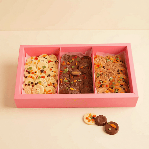 Chocolate slices with dried fruits filling