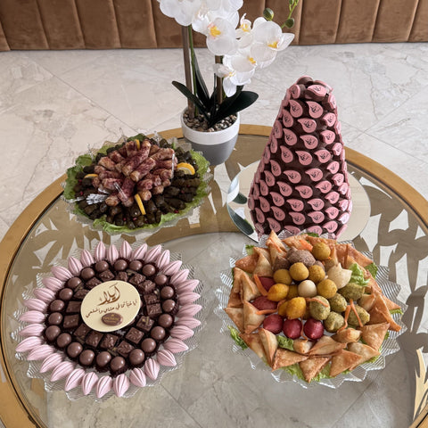 Combo 14 — Reception Bundle — Pink Tower, Newborn Tray & Savory Platters — 335 Pieces