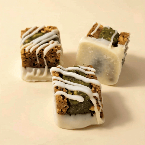 Crunchy Pistachio Caramel Chocolate