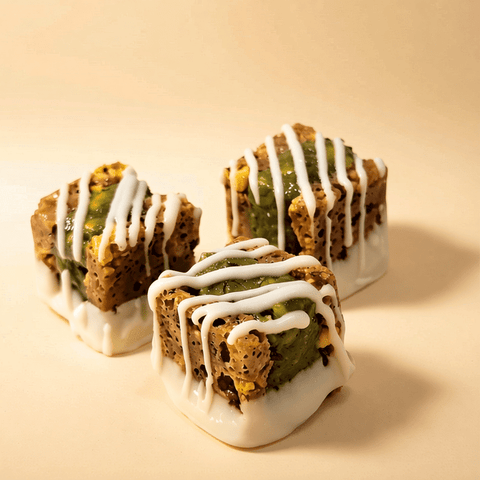Crunchy Pistachio Caramel Chocolate