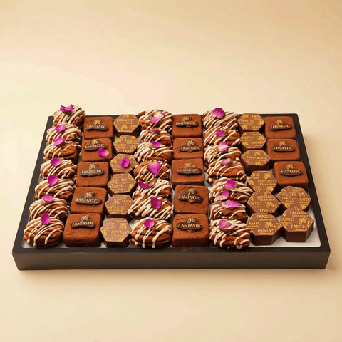 Eid Wooden Tray with Assorted Chocolates