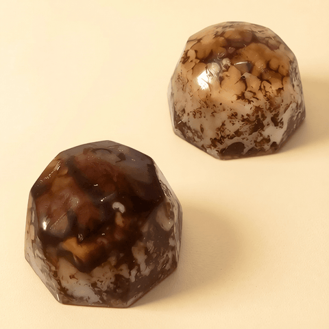 Kunefe & Pistachio Filled White & Milk Marble Chocolates