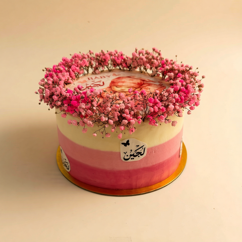 كيك عيد ميلاد فانيلا بالفراولة والتوت مع طباعه صوره