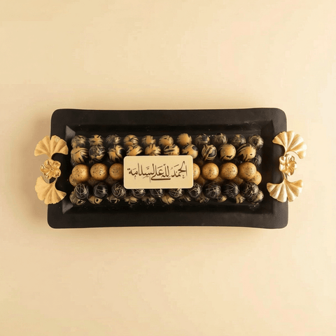 Rectangle Black Tray of Black and Gold Marble Chocolate