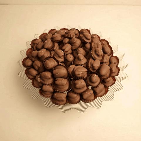 Salted Caramel Pecan Eid Mubarak Chocolate Crystal Tray