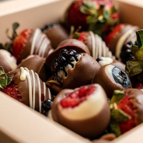 Berry Bliss Chocolate Gift Box - Assorted Chocolate Covered Berries