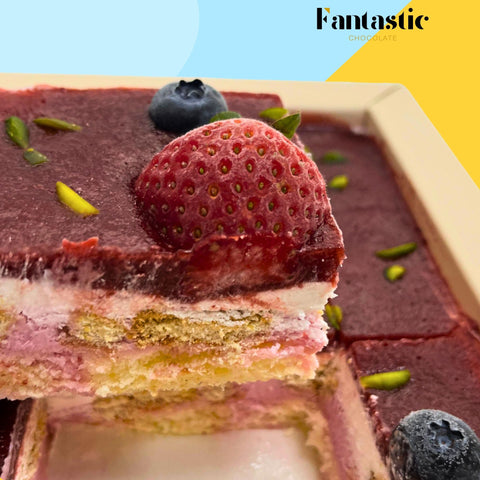 Strawberry Ice Cream Cake Large