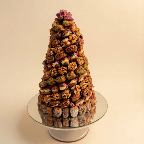 Dates tower with pecan, pistachio, walnut and cashew fillings, 167 pieces