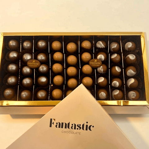 White Happiness Box of Mini Chocolate Bites